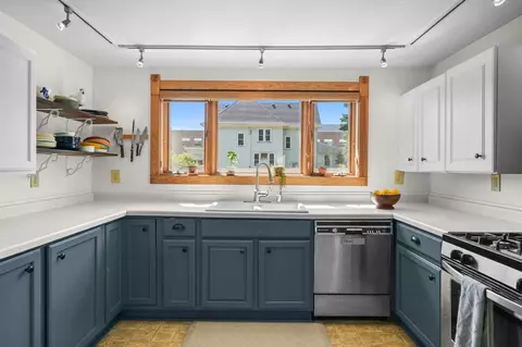 916 Giles St, Stoughton, WI 53589