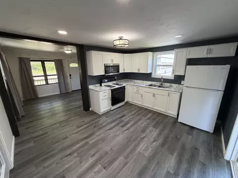 930 Eagle St, Rhinelander, WI 54501 photo 2