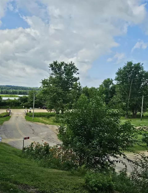 4918 County Rd N Rd, Cassville, WI 53806