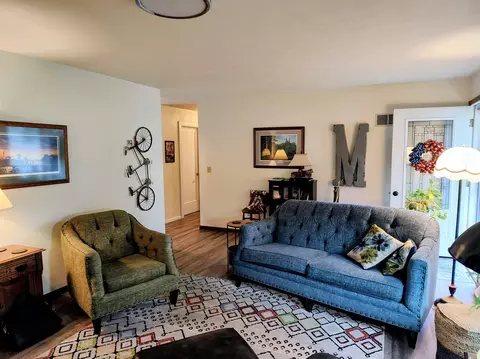 Living - 903 E Bluff St, Boscobel, WI 53805 photo 3 of 3