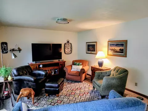 Living - 903 E Bluff St, Boscobel, WI 53805 photo 2 of 3