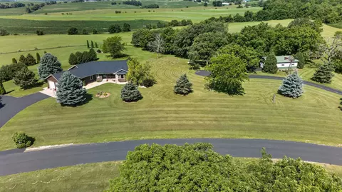 n7795 Panorama Road, Belleville, WI 53508
