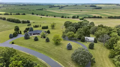 N7795 + L11 Panorama Road, Belleville, WI 53508