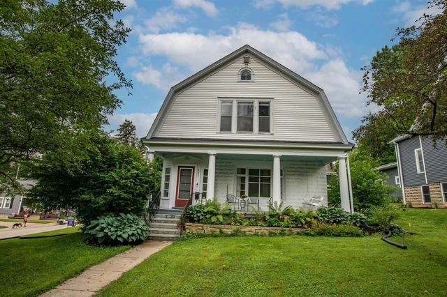 111 S Iowa St, Mineral Point, WI 53565