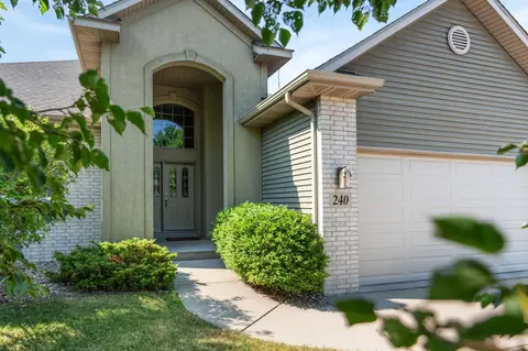 240 Mulberry St, Sauk City, WI 53583