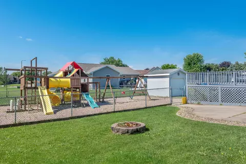 Exterior - 740 E Scott St, Omro, WI 54963 photo 16 of 17