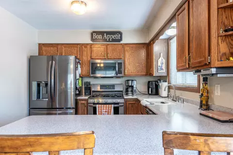 Kitchen - 740 E Scott St, Omro, WI 54963 photo 2 of 4