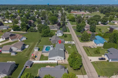 View/Area - 740 E Scott St, Omro, WI 54963 photo 2 of 25