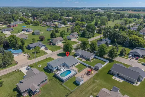 View/Area - 740 E Scott St, Omro, WI 54963 photo 19 of 25
