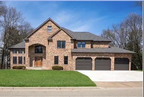 1520 Knollwood Trl, Altoona, WI 54720