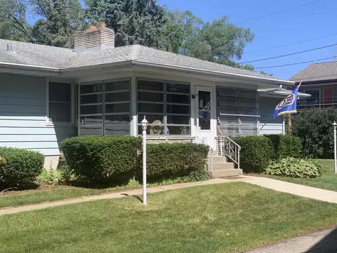 2834 Commercial Ave, Madison, WI 53704