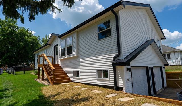 703 State St, Hollandale, WI 53544