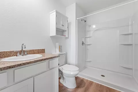 Bath - 708 E Maple Beach Dr, Edgerton, WI 53534 photo 1 of 2