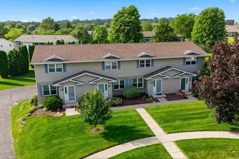 913 N Clover Ln #C, Cottage Grove, WI 53527