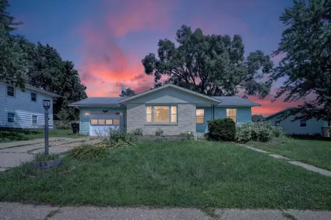 1941 Masters St, Beloit, WI 53511