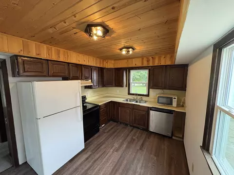 Kitchen - 1806 17th Ave, Monroe, WI 53566 photo 1 of 3