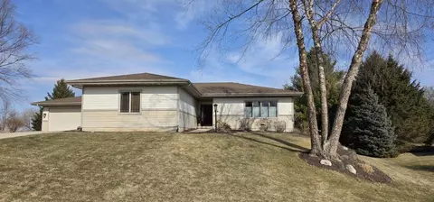 8518 Ellington Way, Middleton, WI 53562