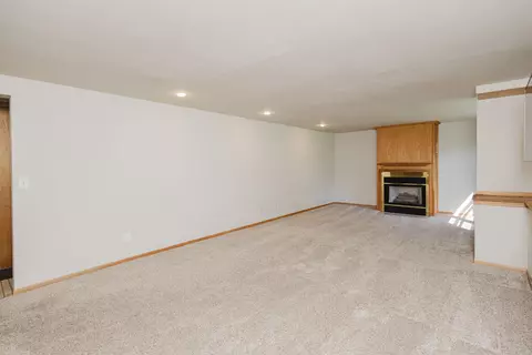 Living - 1422 Ellen Ave, Madison, WI 53716 photo 6 of 7