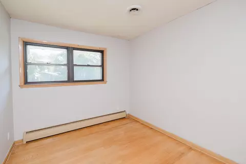 Bedroom - 1422 Ellen Ave, Madison, WI 53716 photo 9 of 11