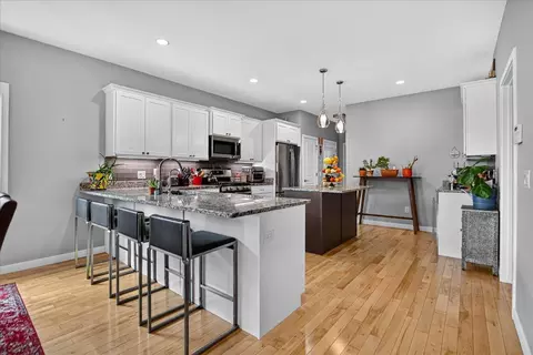6803 Conservancy Plz, Deforest, WI 53532