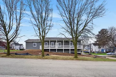 1522 15th St, Monroe, WI 53566