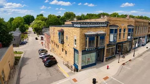 104 High St, Mineral Point, WI 53565
