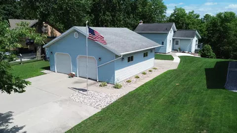 1206 Water St, Sauk City, WI 53583