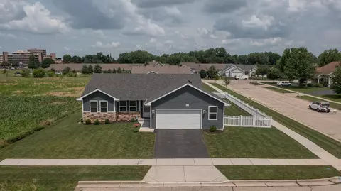 View/Area - 2215 Red Barn Ln, Beloit, WI 53511 photo 2 of 2