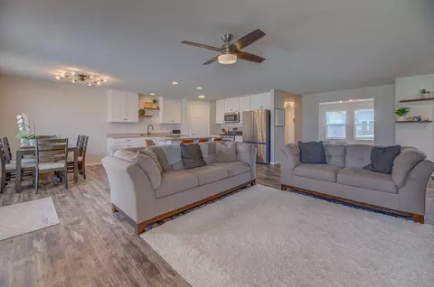 Living - 2215 Red Barn Ln, Beloit, WI 53511 photo 3 of 3
