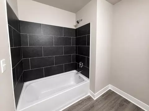 Bath - 6702 Warner Farm Dr, Deforest, WI 53532 photo 3 of 3