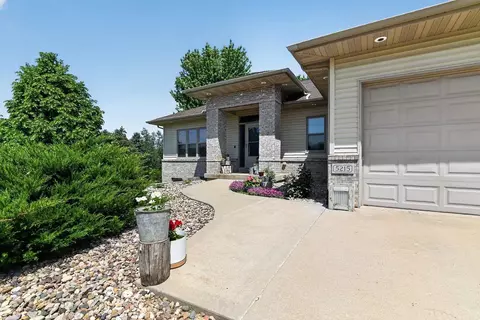 5215 Preservation Pl, Sun Prairie, WI 53590