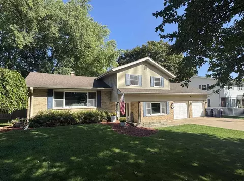 2408 Elizabeth St, Janesville, WI 53548