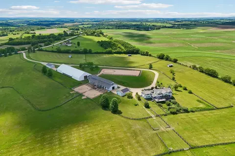 852 County Road Jg Rd, Mount Horeb, WI 53572