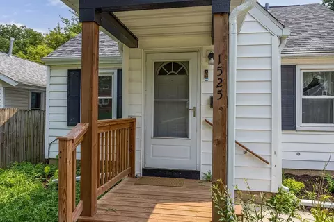 1525 Loftsgordon Ave, Madison, WI 53704