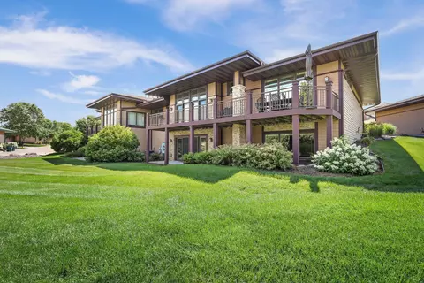 13 Tailwind Ct, Verona, WI 53593