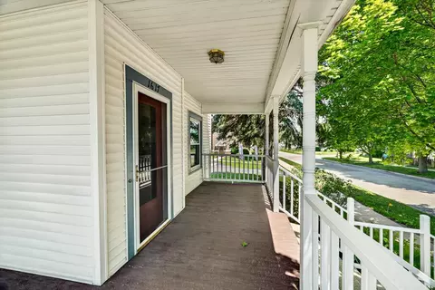 Exterior - 1617 16th Ave, Monroe, WI 53566 photo 5 of 12