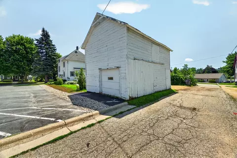 Exterior - 1617 16th Ave, Monroe, WI 53566 photo 11 of 12