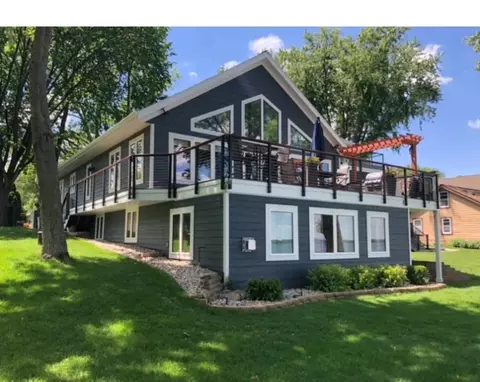 2996 Waubesa Ave, Madison, WI 53711