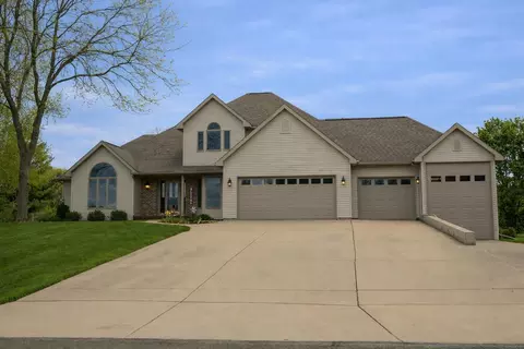 2717 Olin Way, Sun Prairie, WI 53590