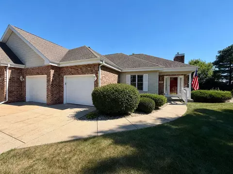 117 Glenn Dr, Cottage Grove, WI 53527