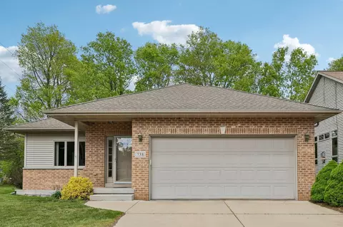 738 8th St, Prairie Du Sac, WI 53578