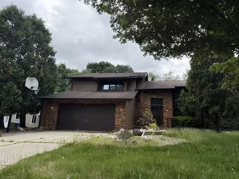 806 Tamarack Way, Verona, WI 53593