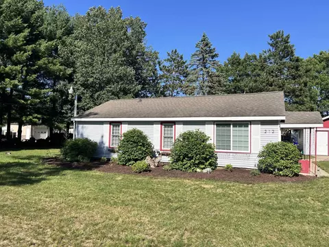 212 N Linden St, Adams, WI 53910