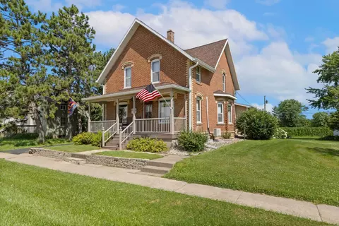 210 W Main St, Camp Douglas, WI 54618