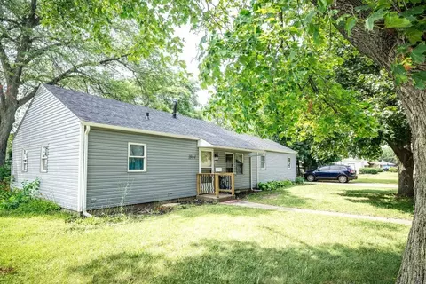 1804 Glen Ave, Beloit, WI 53511