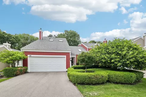 60 Oak Creek Trl, Madison, WI 53717