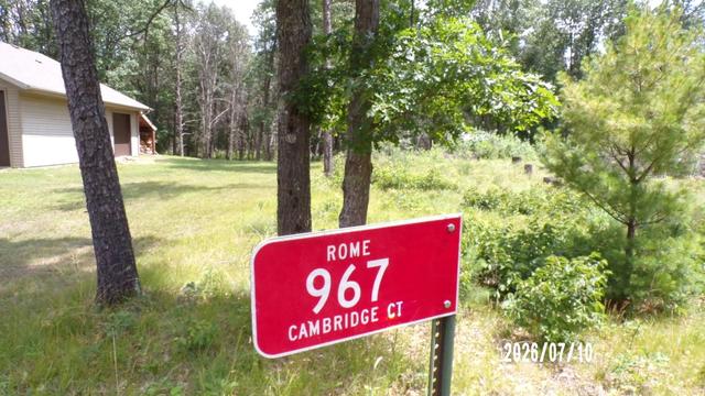 967 Cambridge Ct, Nekoosa, WI 54457