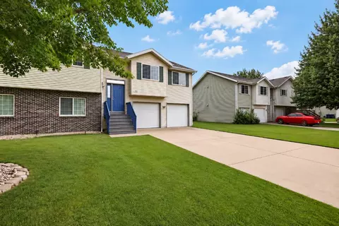 413 Morningside Dr, Deerfield, WI 53531