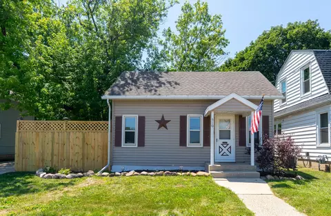 510 S Franklin St, Janesville, WI 53548
