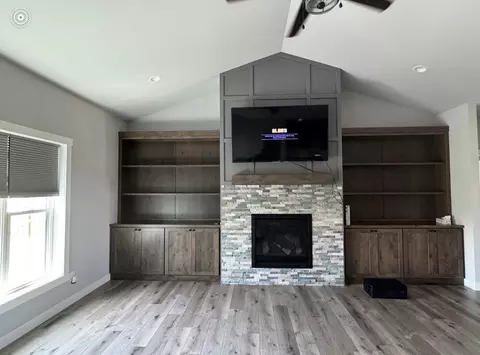 Living - 307 Prairie St, Fall River, WI 53932 photo 1 of 2